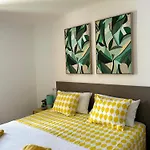 Sunny Corner, Delux Vista Mar And Pool דירה *